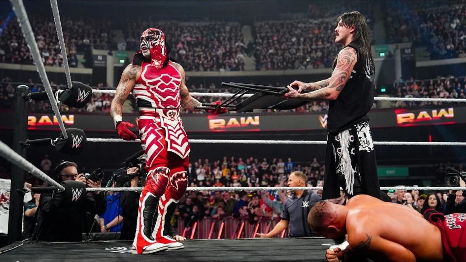 Dominik Mysterio arruina el combate de Penta Zero Miedo por el título intercontinental