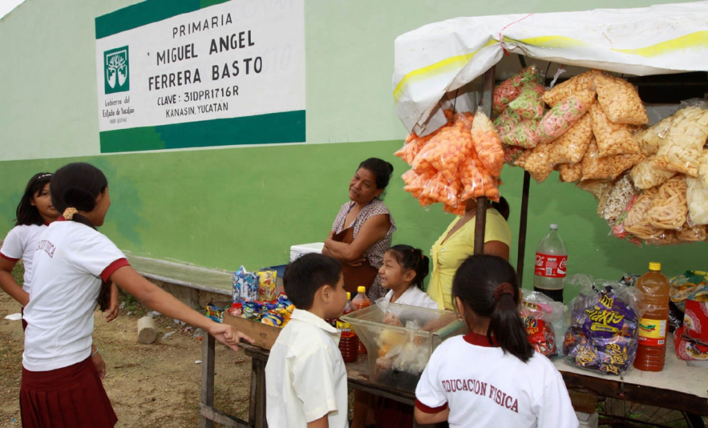 Así se vivió el primer día sin comida chatarra en las escuelas de Yucatán