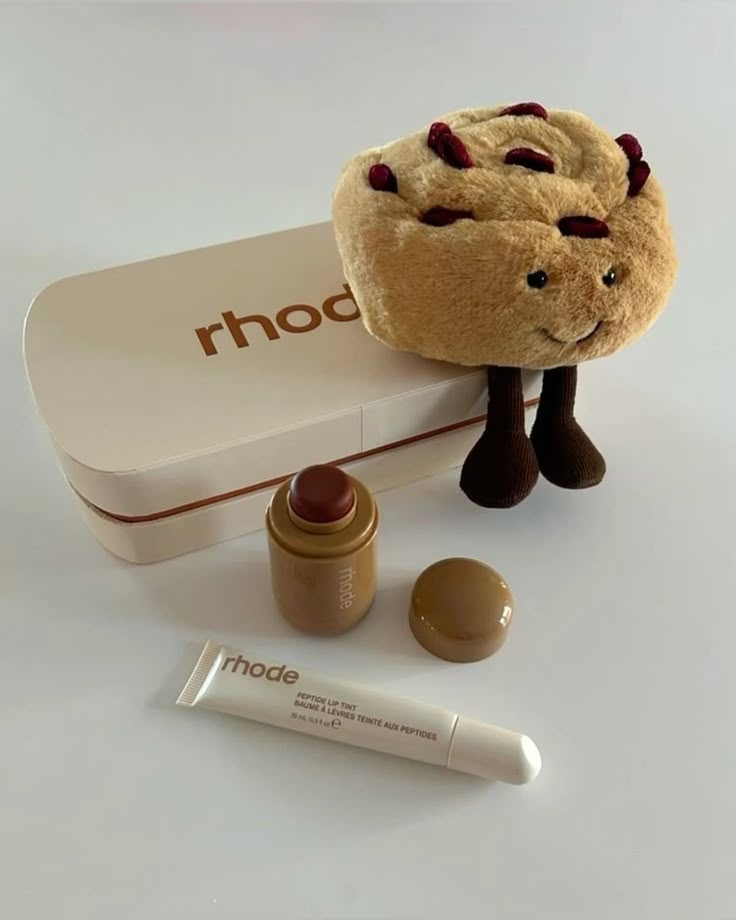 Rhode se vende por mil millones de dólares