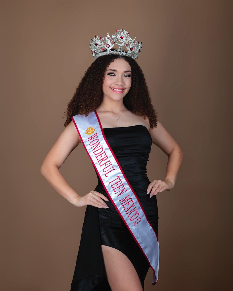 Estudiante de la Anáhuac Mayab gana el Wonderful Teen México