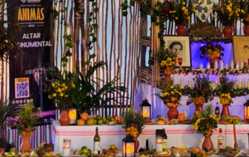 Altar Monumental y celebraciones del Festival de las Ánimas 2025 en Mérida durante el Hanal Pixán.