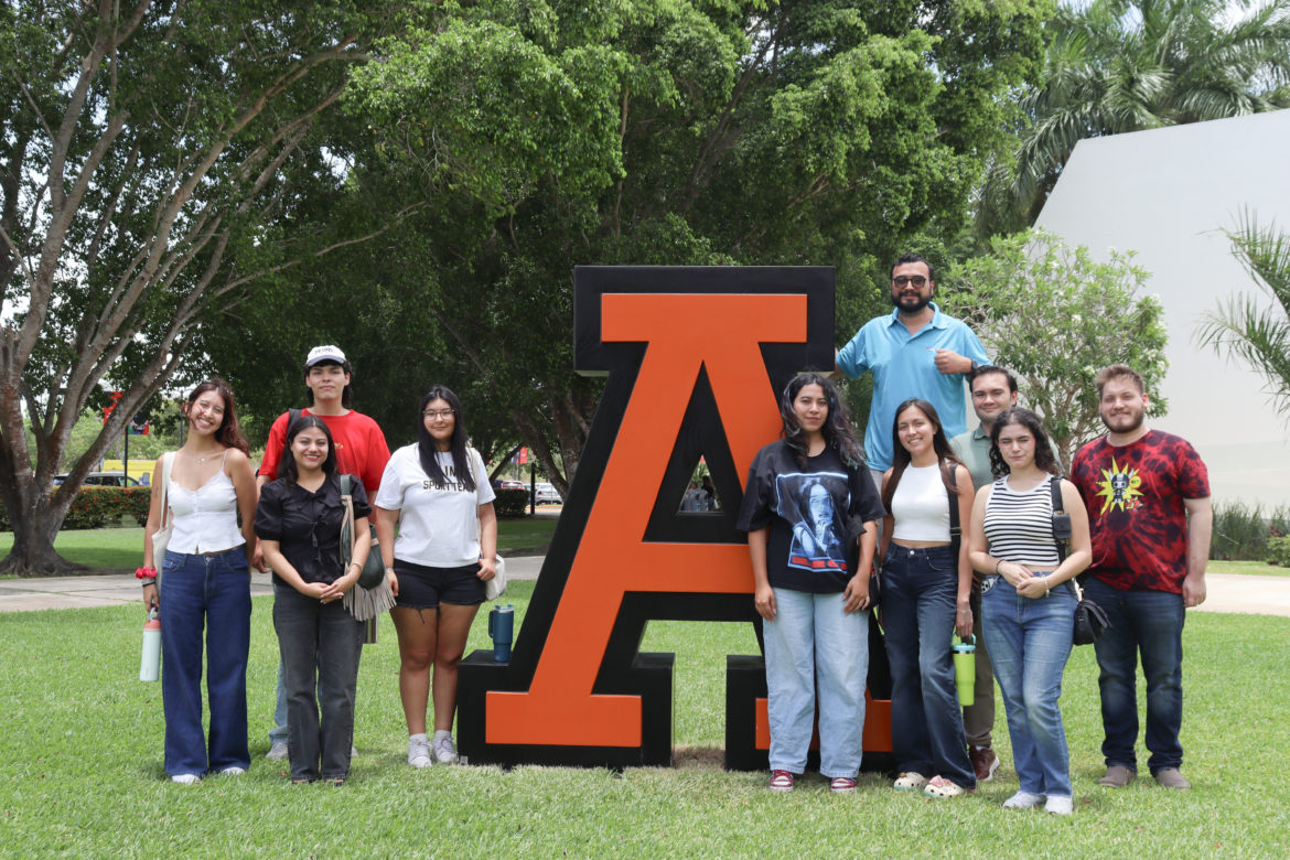 Estudiantes Anáhuac Mayab, rumbo a la ciudad de Chicago